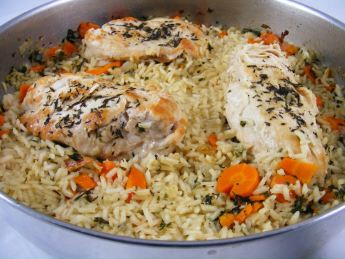 Thyme Chicken and Rice Skillet Dinner