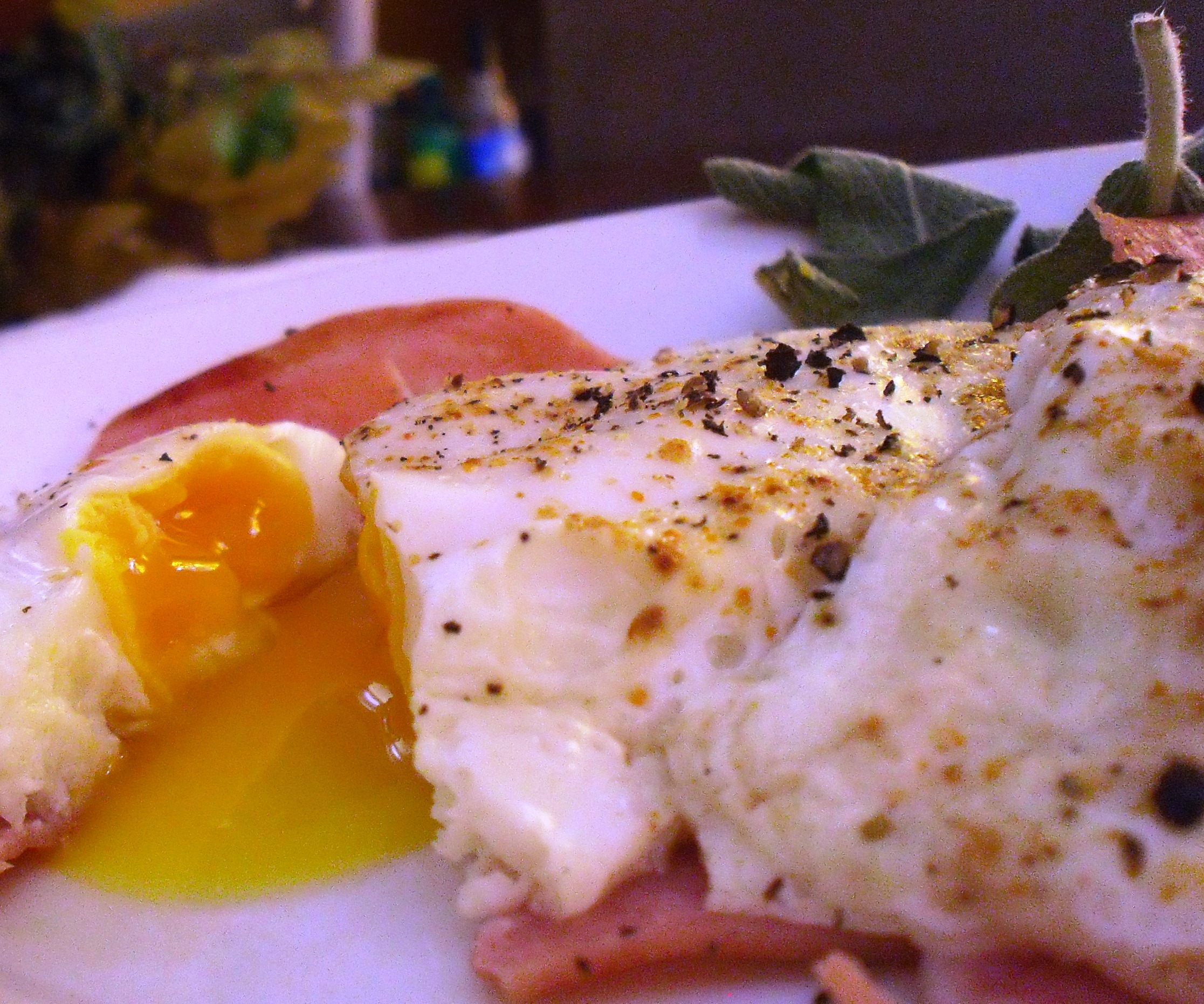 Baked Eggs And Ham
