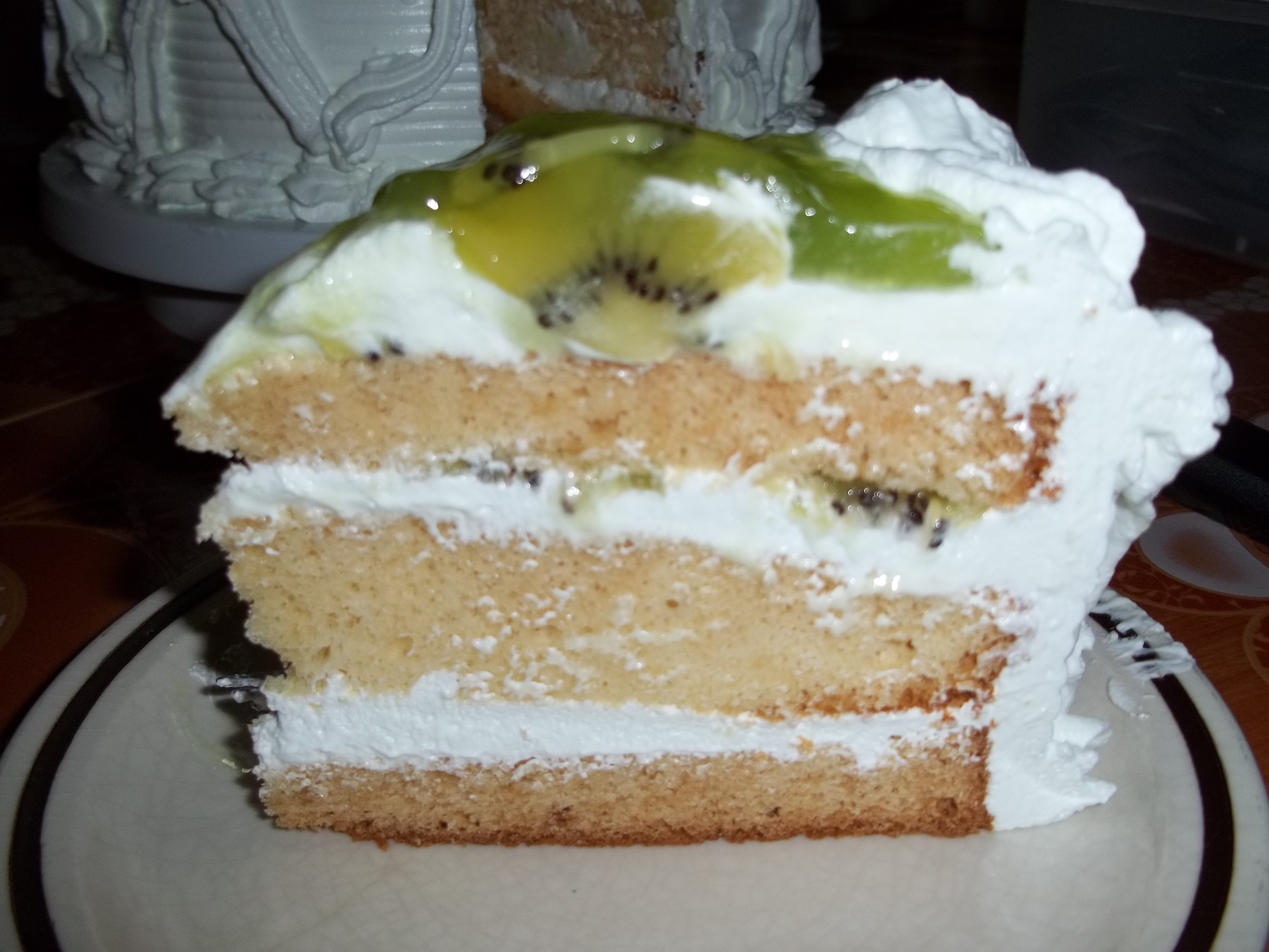 Kiwi Fruit Cake - BigOven