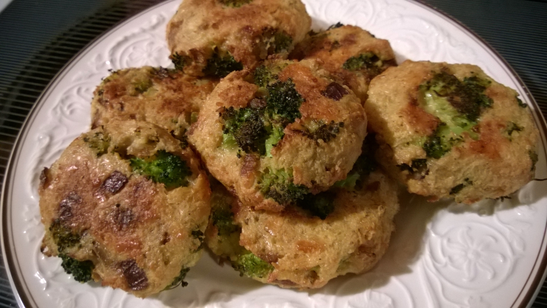 Baked Cheese & Broccoli Patties