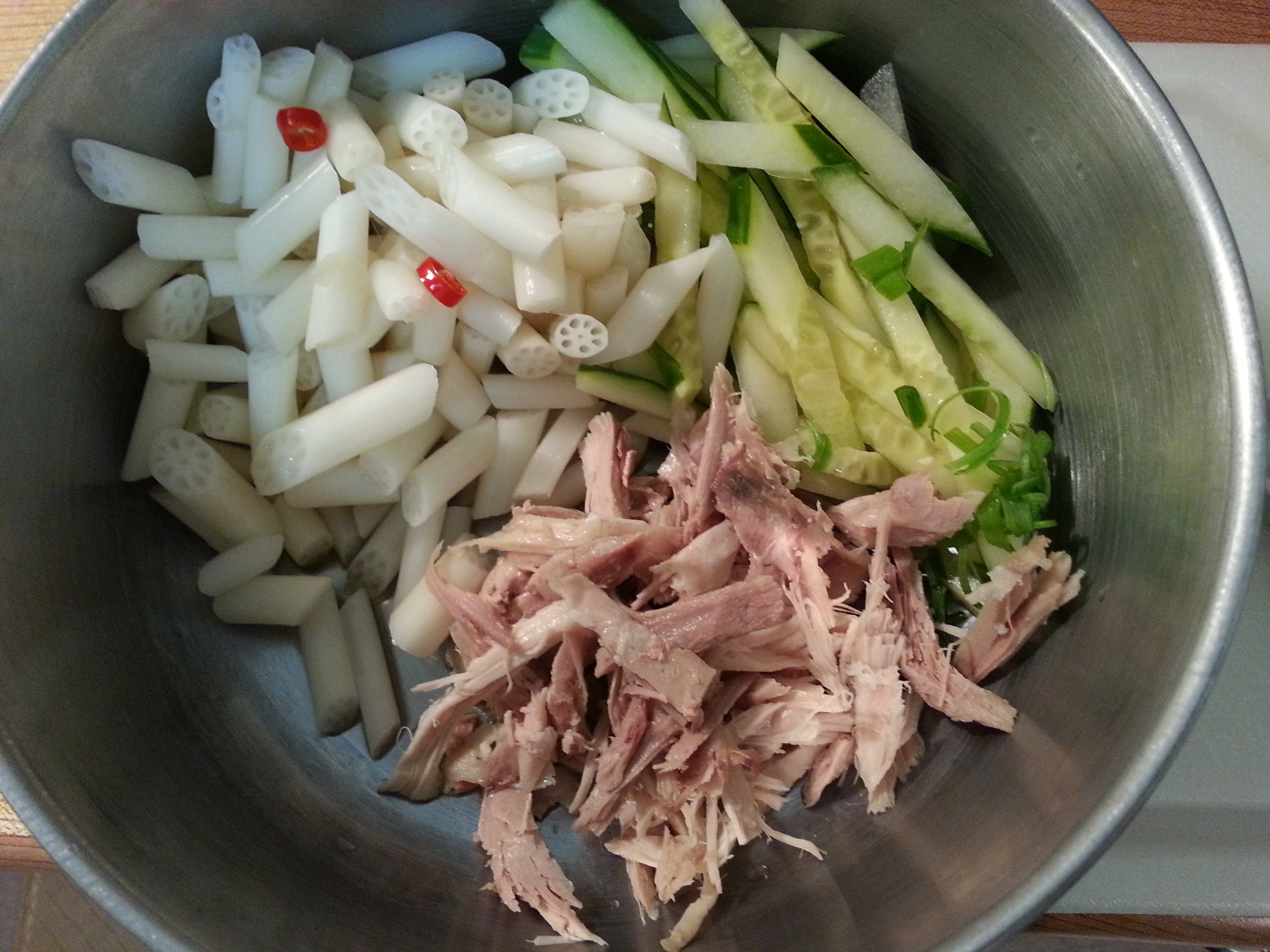 Vietnamese Lotus Root Salad (Goi Ngo Sen)